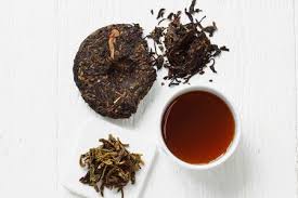 Το αντιοξειδωτικό χαλαρό τσάι PU Erh ξηρό και που κυλιέται για τη βοήθεια μειώνει την πίεση