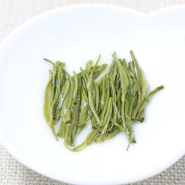 Κίνα Τσάι Xinyangmaojian επαρχιών Henan, ελαφρώς σκούρο πράσινο φρέσκα πράσινα φύλλα τσαγιού προμηθευτής