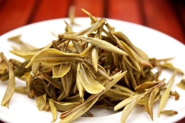 Κίνα Ουρήστε ομαλά τσάι Huangshan Maofeng, κιτρινωπό πράσινο πράσινο τσάι Huang Shan Mao Feng εργοστάσιο
